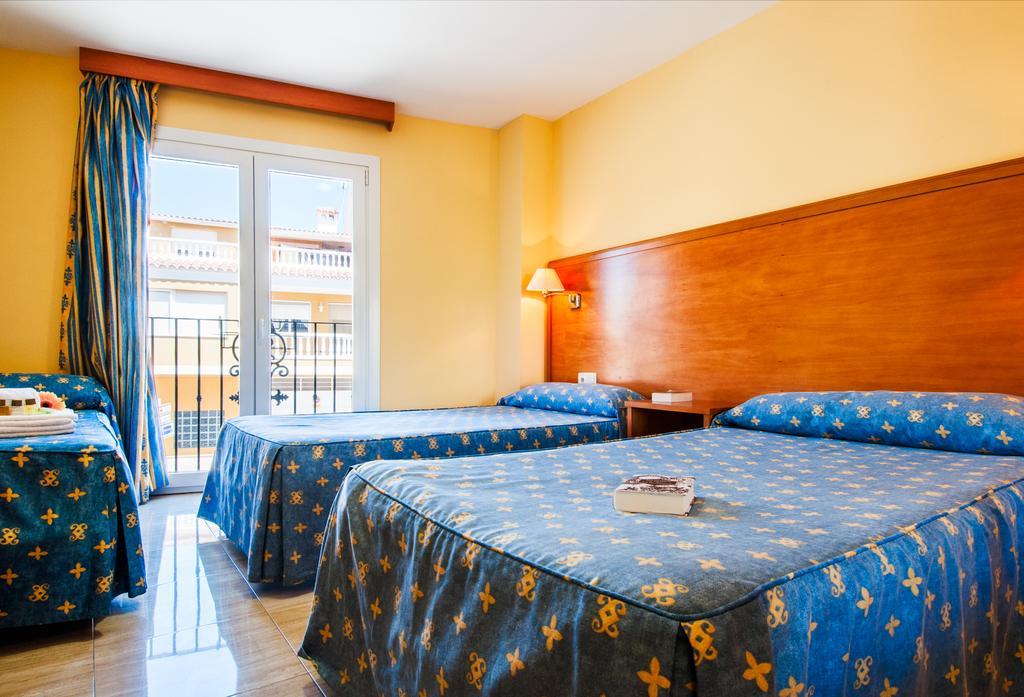 La Cava Hotel Cabanes  Bagian luar foto