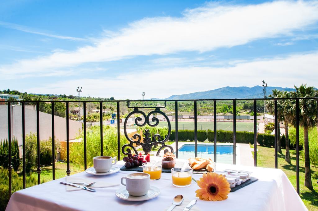 La Cava Hotel Cabanes  Bagian luar foto