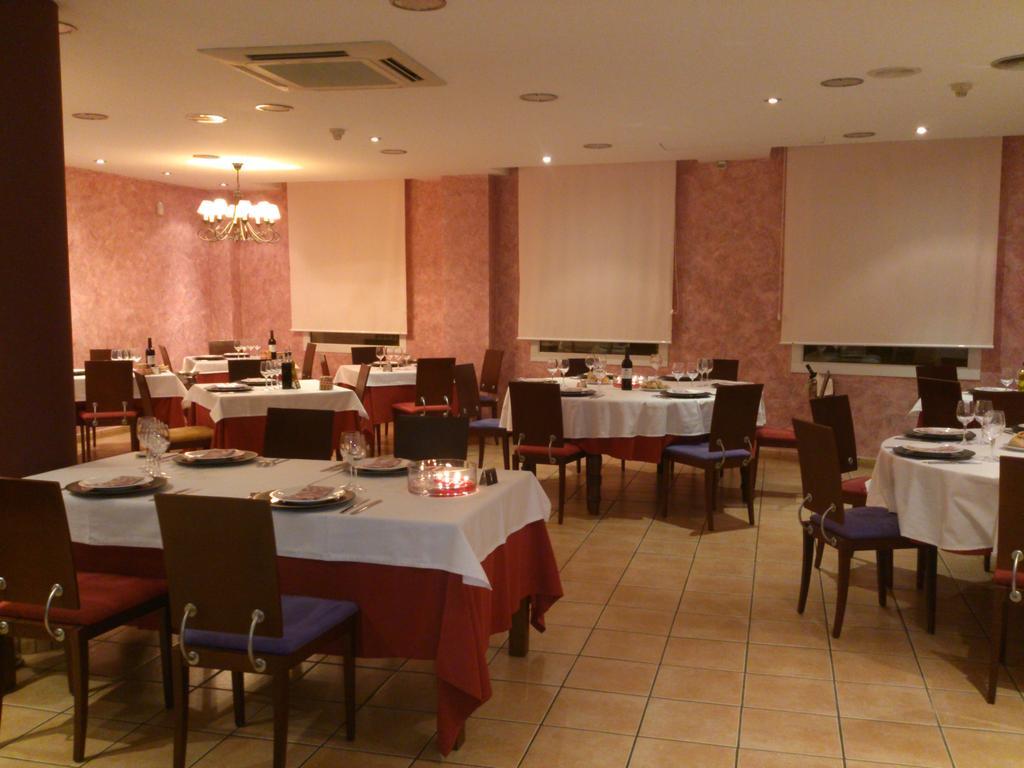 La Cava Hotel Cabanes  Bagian luar foto