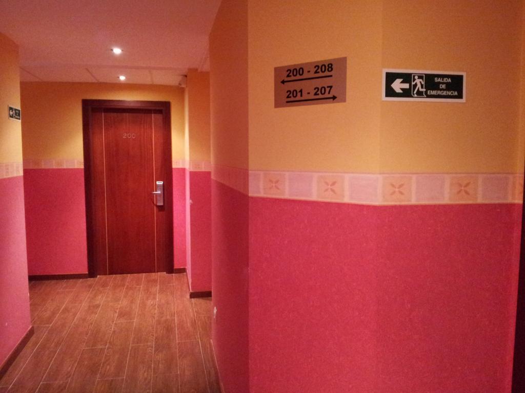 La Cava Hotel Cabanes  Bagian luar foto
